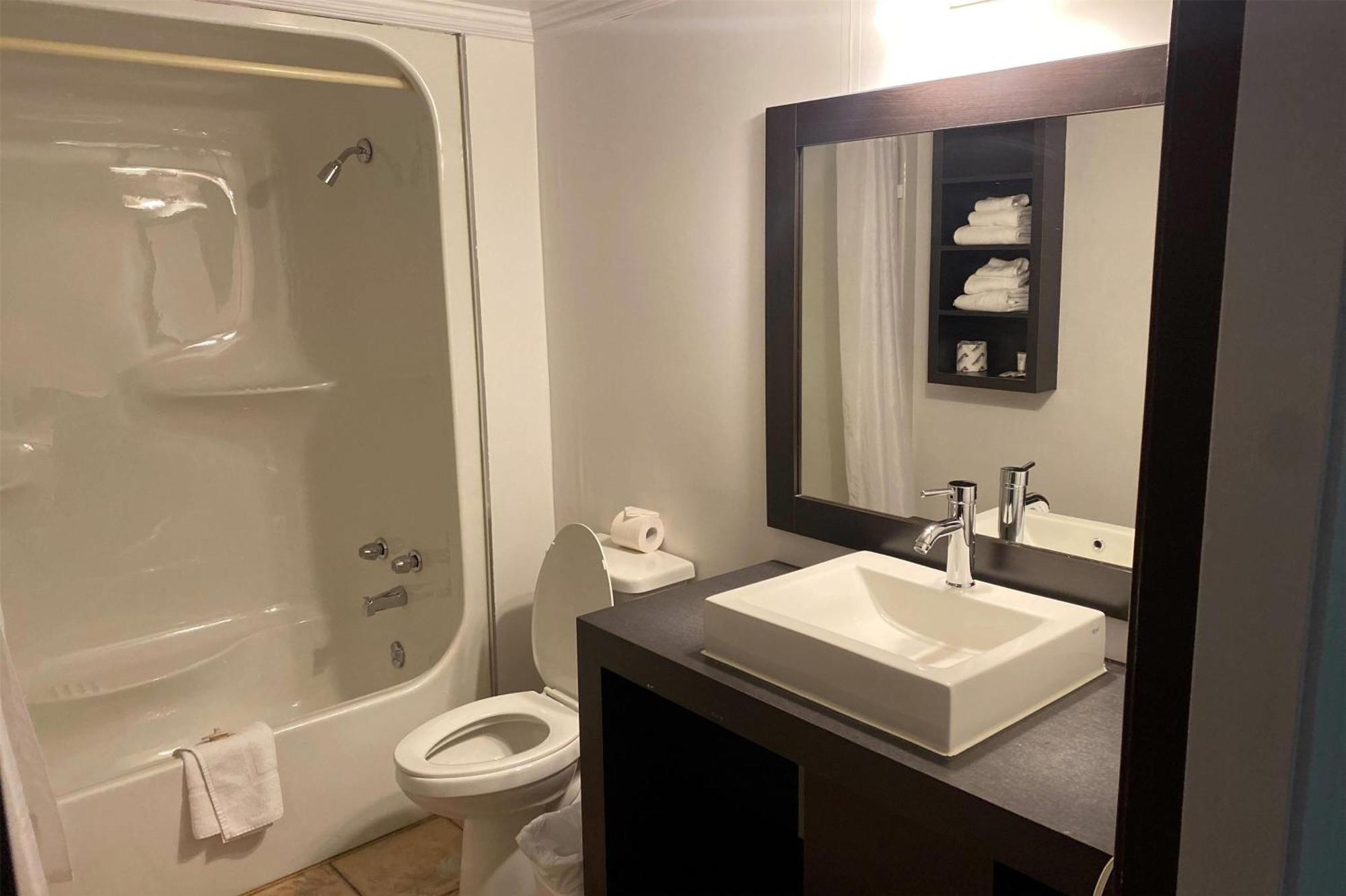 Motel Ideal Ste-Rose Laval Exterior foto