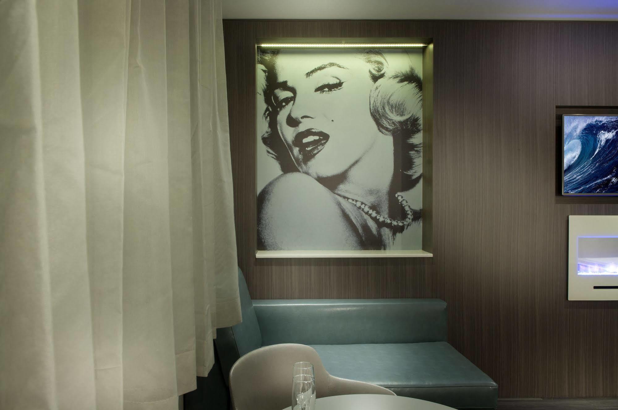 Motel Ideal Ste-Rose Laval Exterior foto